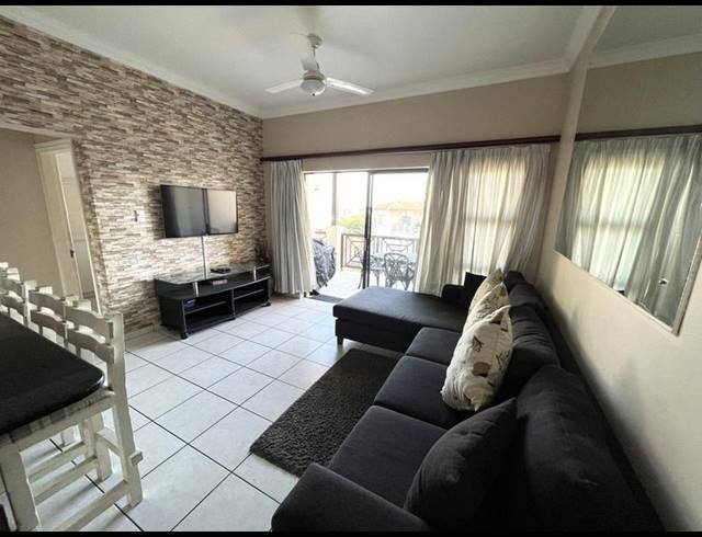 2 BEDROOM APARTMENT FOR SALE IN UVONGO BEACH